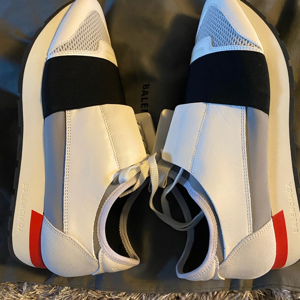 New Balenciaga Race Runner Sneaker - Picture 4 of 10